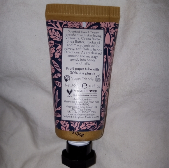 William Morris At Home White Iris & Amber Hand cream 30mL - Picture 2 of 2